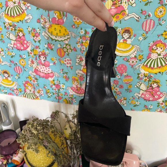 Vintage Bebe strappy heels with flared square heel size 7.5 - Picture 7 of 8